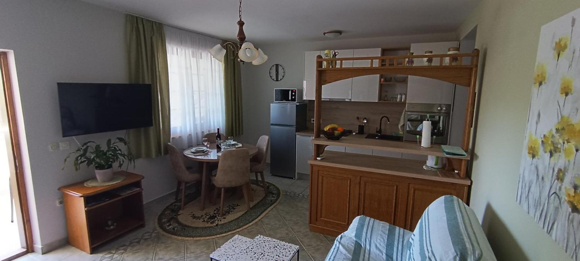 Apartments Stojakovic 波雷奇 外观 照片